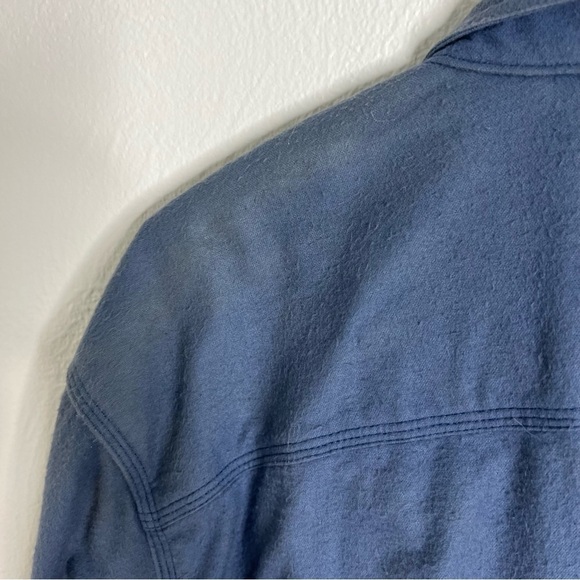 Woolrich Men's Blue Long Sleeve Button-Down Cotton Shirt Size Large - Picture 2 of 12